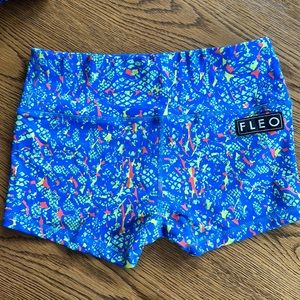 Fleo Shorts M